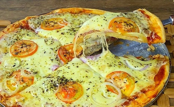 Итальянская пицца за полчаса: секреты быстрого приготовления с помощью блендера