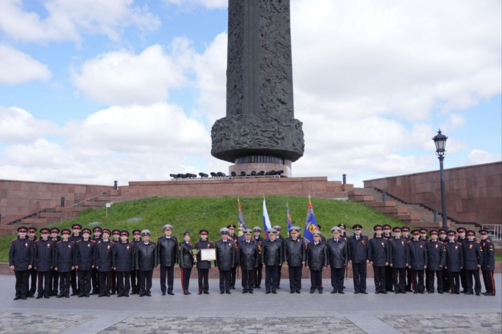        VIII -   ,  80-      1941-1945 