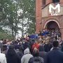 Панихида по подросткам, погибшим на кровавой вечеринке в Байкальске, закончилась