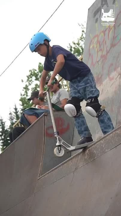 ,   !.            -.
