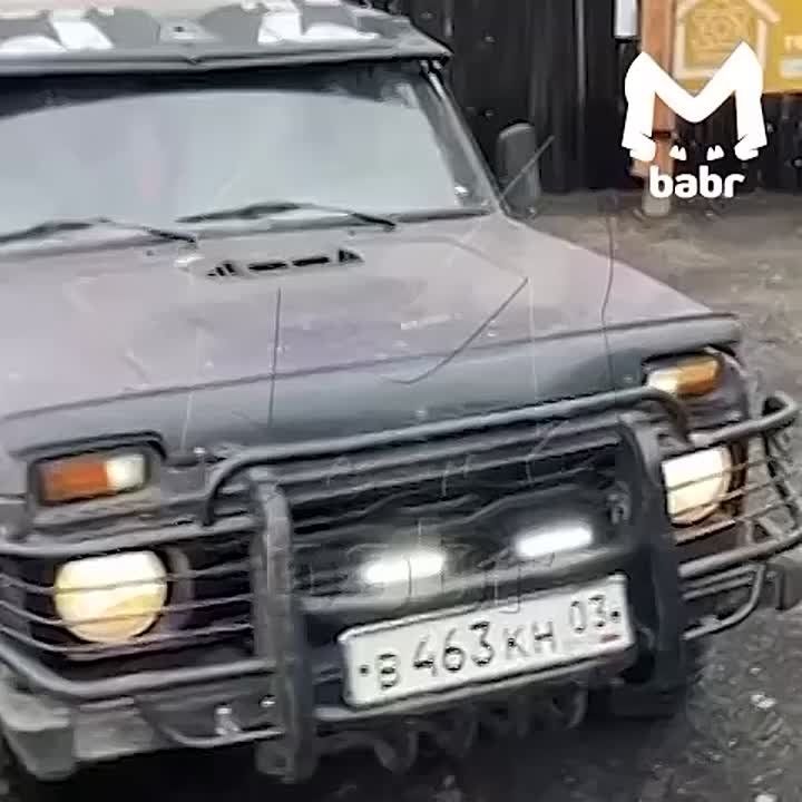             (  )          -