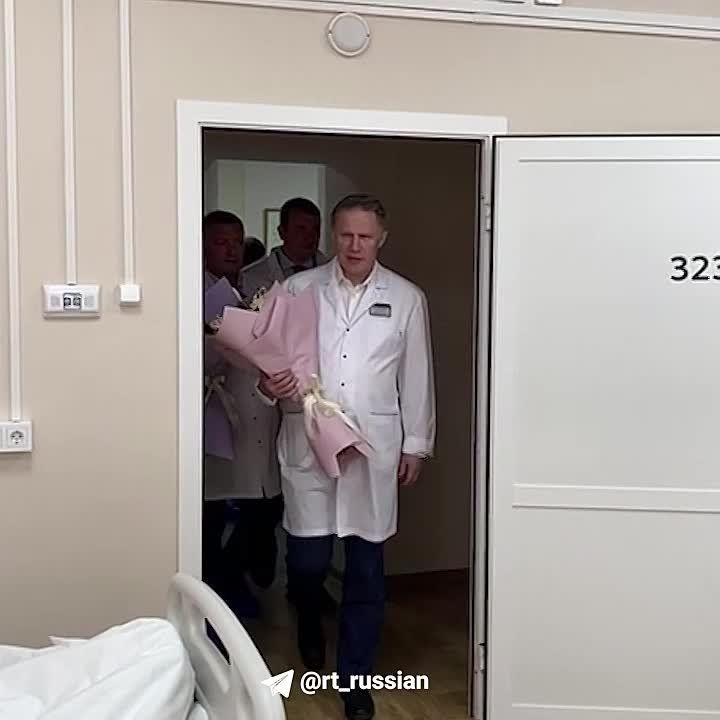  ,      ,          