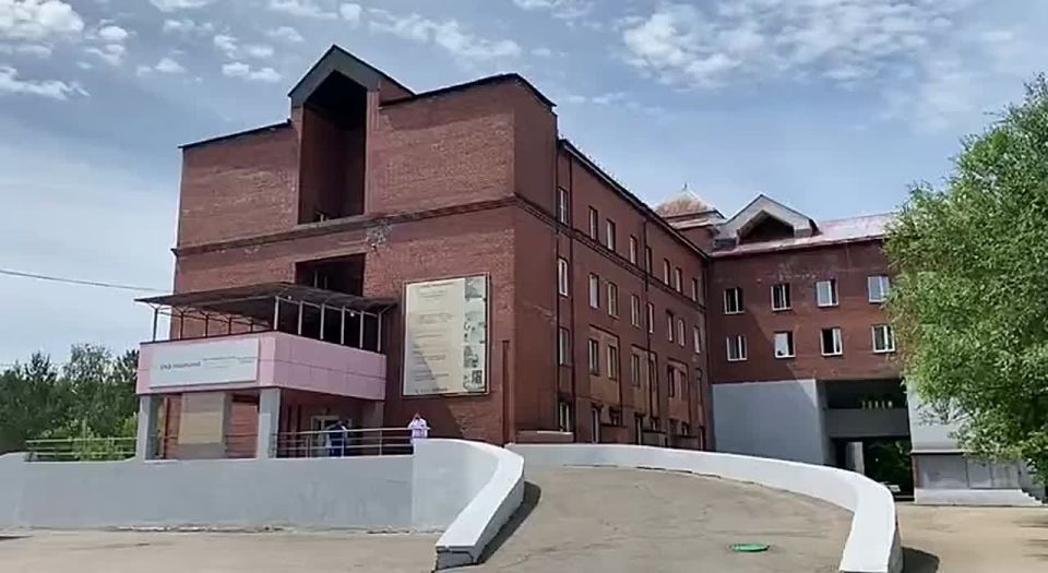  ,      ,   