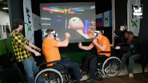  :   VR-     