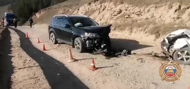        ,     