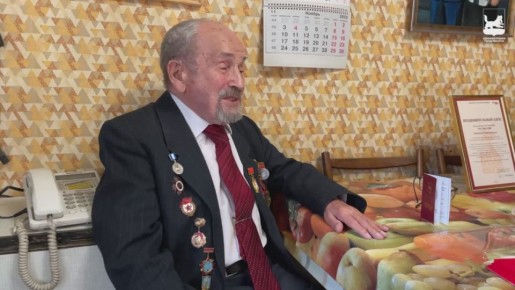 Руслан Болотов: Продолжаем вручать заслуженные награды – удостоверения и медали «Почётный гражданин Иркутской области» согласно указу губернатора региона Игоря Кобзева