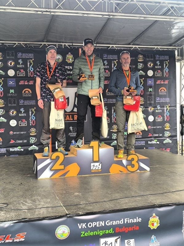 Спортсмен Иркутской области Виталий Чернов занял первое место среди мужчин 45-49 лет на заключительном этапе Кубка мира по скайраннингу в дисциплине «вертикальный километр»