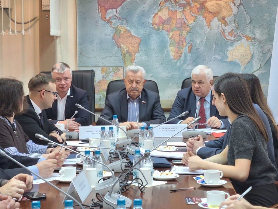  :       ,           ,    ,      