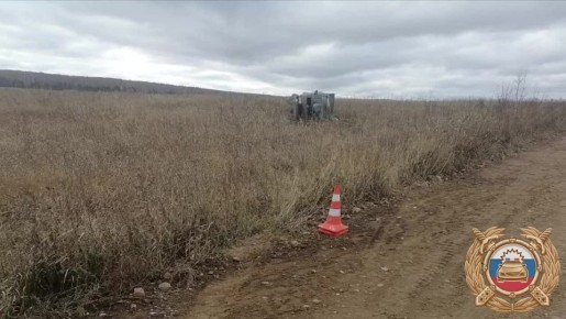 В Тайшетском районе водитель погиб в результате съезда с дороги