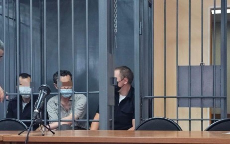 Суд отправил на принудительное лечение 59-летнего мужчину, который летом напал с ножами и перцовыми баллончиками на двух медиков поликлиники Иркутска