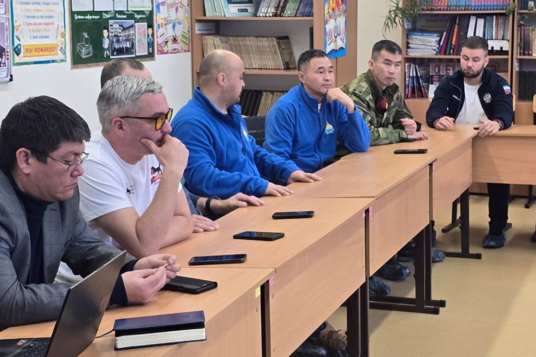 В Бурятии обсудили опыт Иркутской области по трудоустройству и адаптации участников СВО В Бурятии обсудили опыт Иркутской области по трудоустройству и адаптации участников СВО