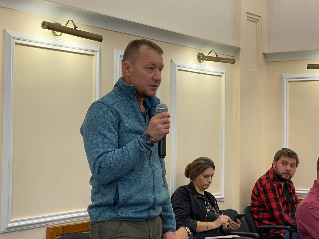 Сергей Петров: Провел плановое совещание с руководителями управляющих компаний и подразделений мэрии, отвечающих за соблюдение Правил благоустройства Сергей Петров: Провел плановое совещание с руководителями управляющих компаний и подразделений мэрии, отвечающих за соблюдение Правил благоустройства