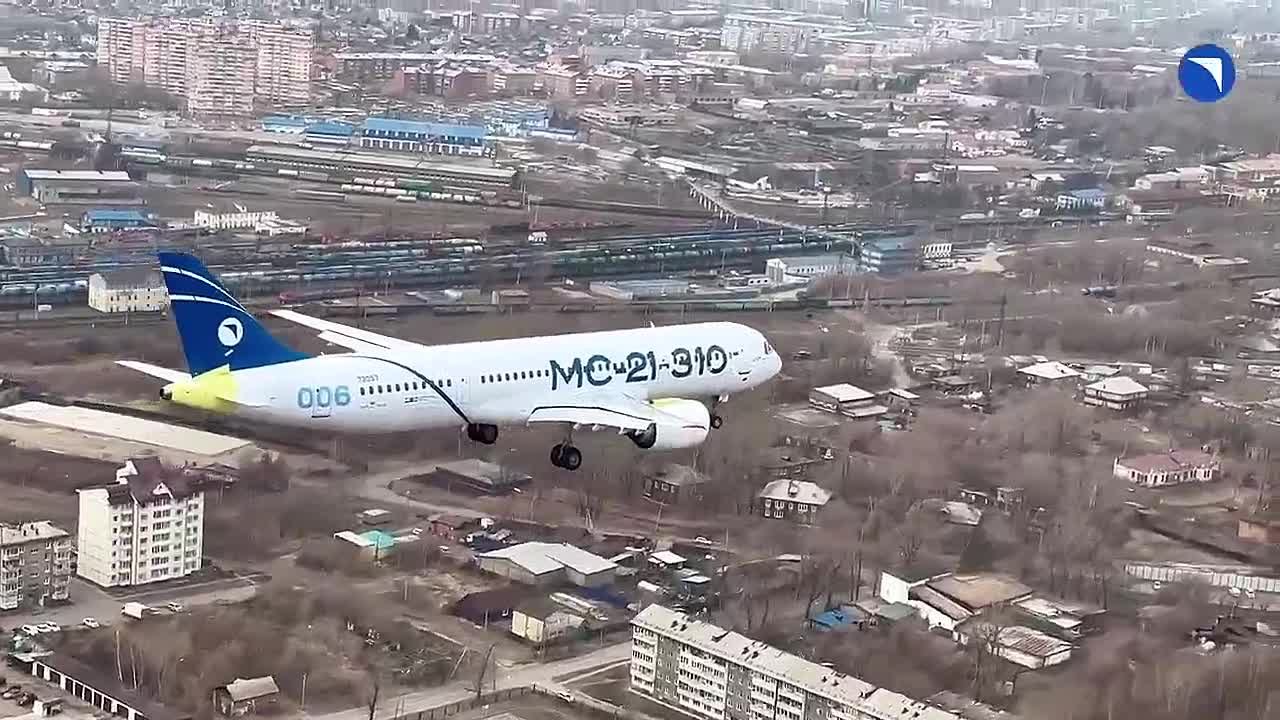 За этим полётом — колоссальная работа инженеров и конструкторов!