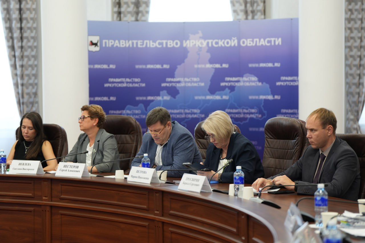 Губернатор Игорь Кобзев поручил усилить контроль ситуации с топливообеспечением региона Губернатор Игорь Кобзев поручил усилить контроль ситуации с топливообеспечением региона