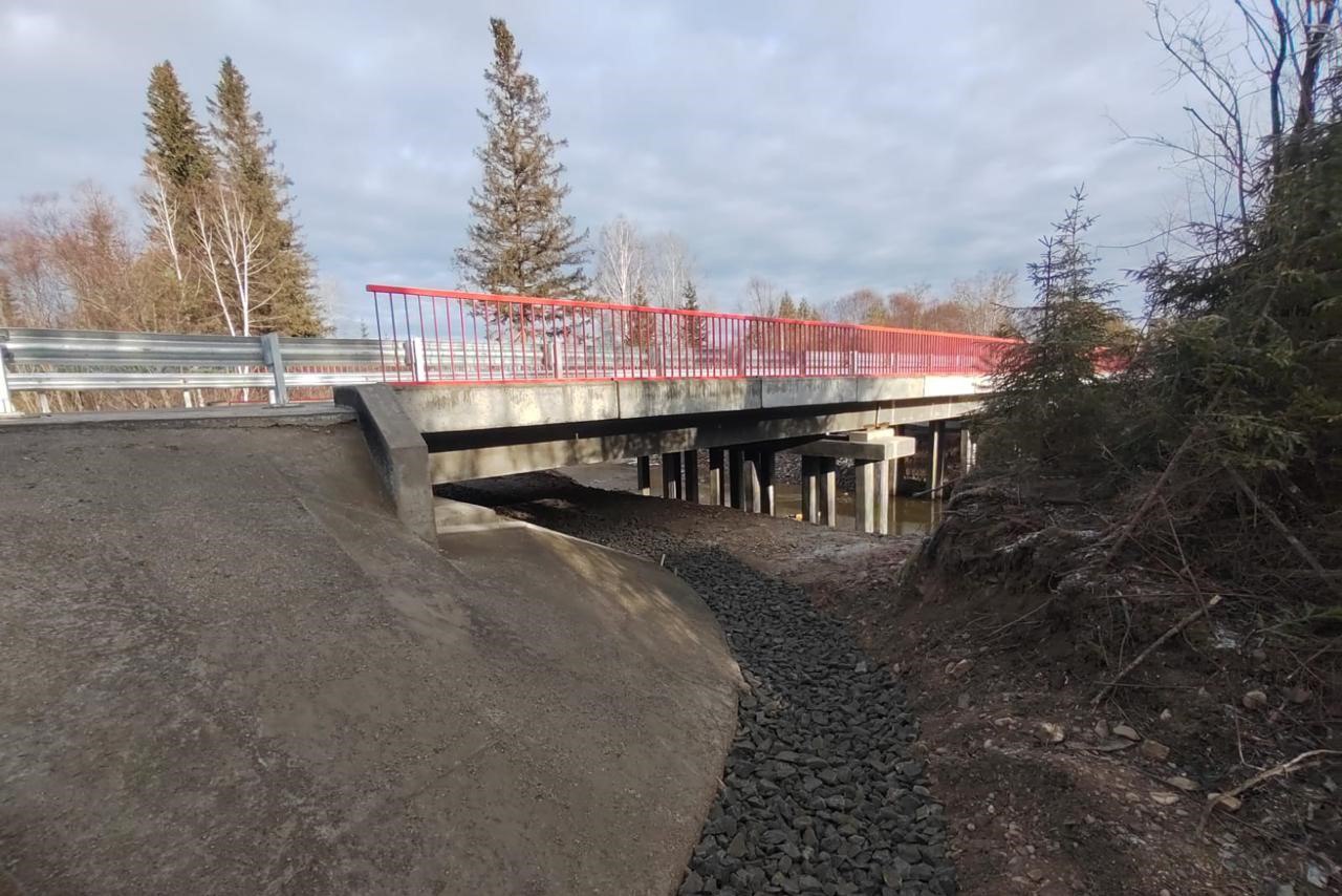 В Нижнеудинском районе завершен ремонт моста через реку Хингуйка