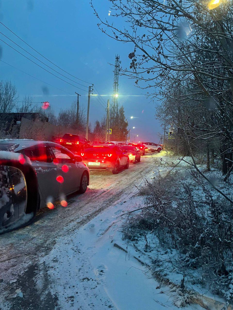 Сотрудники Госавтоинспекции возбудили административное производство в отношении администрации Иркутского муниципального округа в связи с несоблюдением требований БДД к содержанию автодороги Сотрудники Госавтоинспекции возбудили административное производство в отношении администрации Иркутского муниципального округа в связи с несоблюдением требований БДД к содержанию автодороги