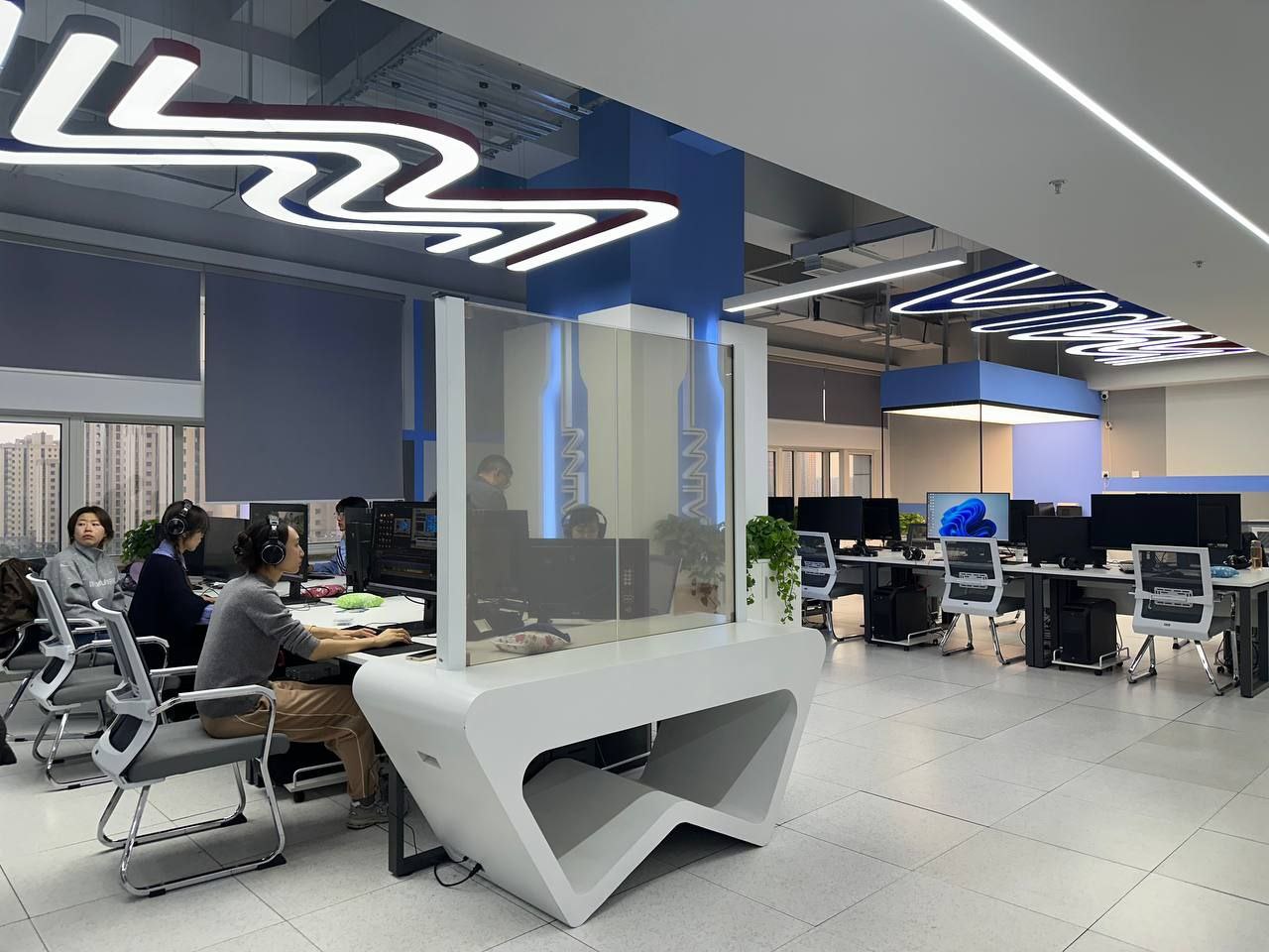 Журналисты Иркутска стали участникам пресс-тура «Путешествие дружбы» в Китае Журналисты Иркутска стали участникам пресс-тура «Путешествие дружбы» в Китае