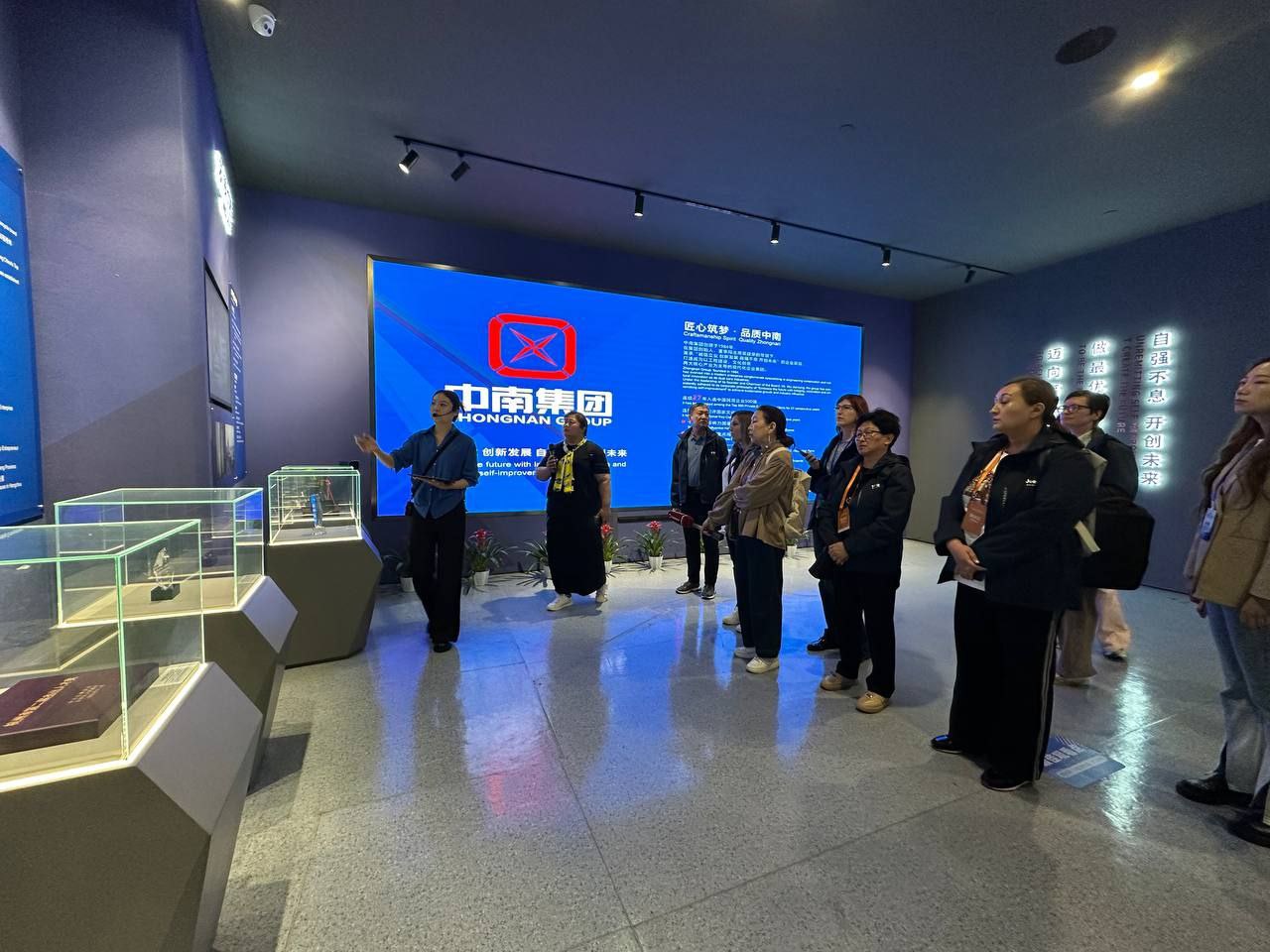 Журналисты Иркутска стали участникам пресс-тура «Путешествие дружбы» в Китае Журналисты Иркутска стали участникам пресс-тура «Путешествие дружбы» в Китае