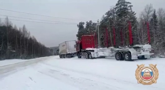 Крупное ДТП зафиксировали сегодня утром в мкрорайоне Березовый Иркутского района