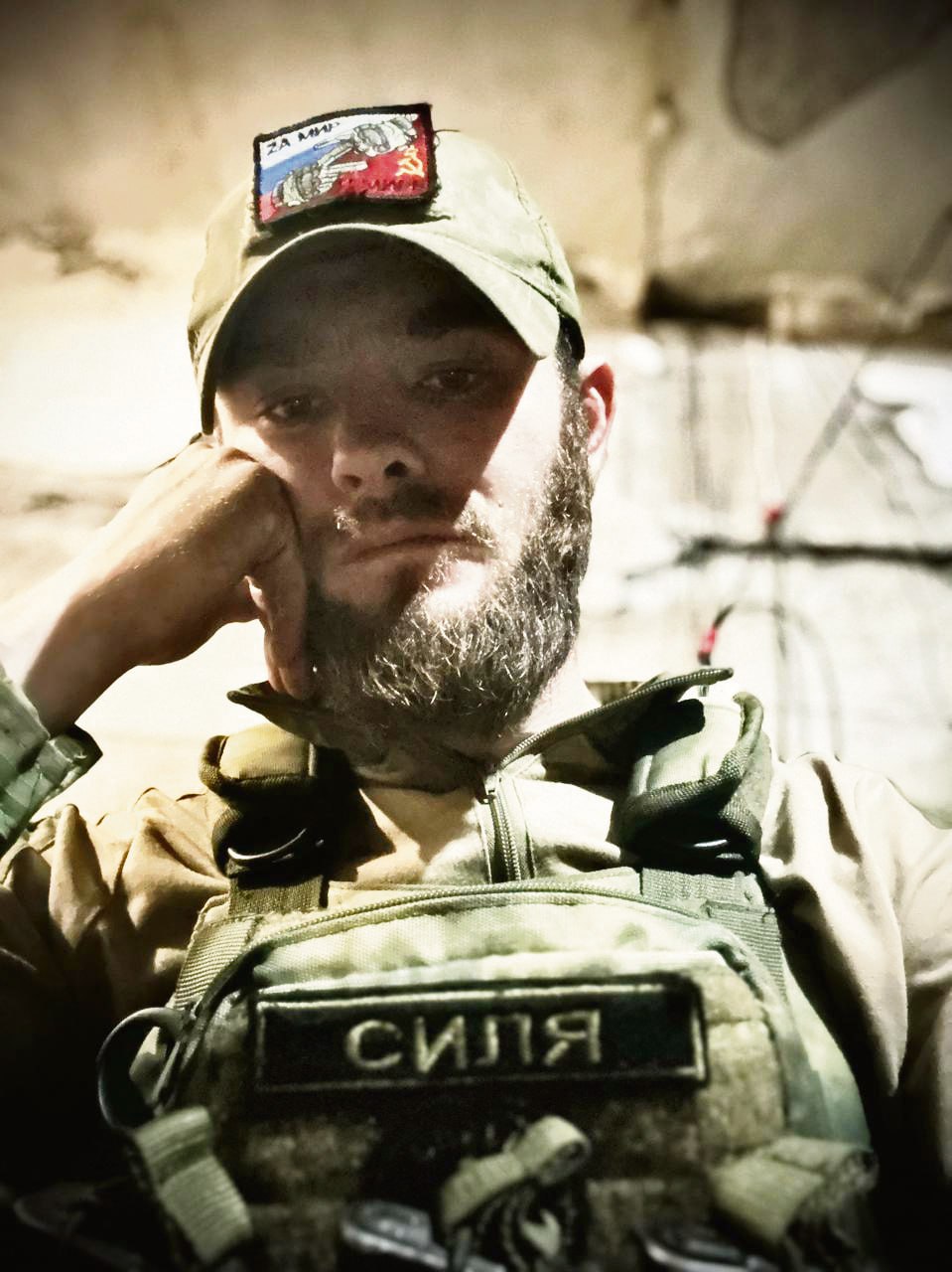 Из Иркутска в зону СВО нашим землякам регулярно уходят гуманитарные караваны, которые собирают все миром Из Иркутска в зону СВО нашим землякам регулярно уходят гуманитарные караваны, которые собирают все миром