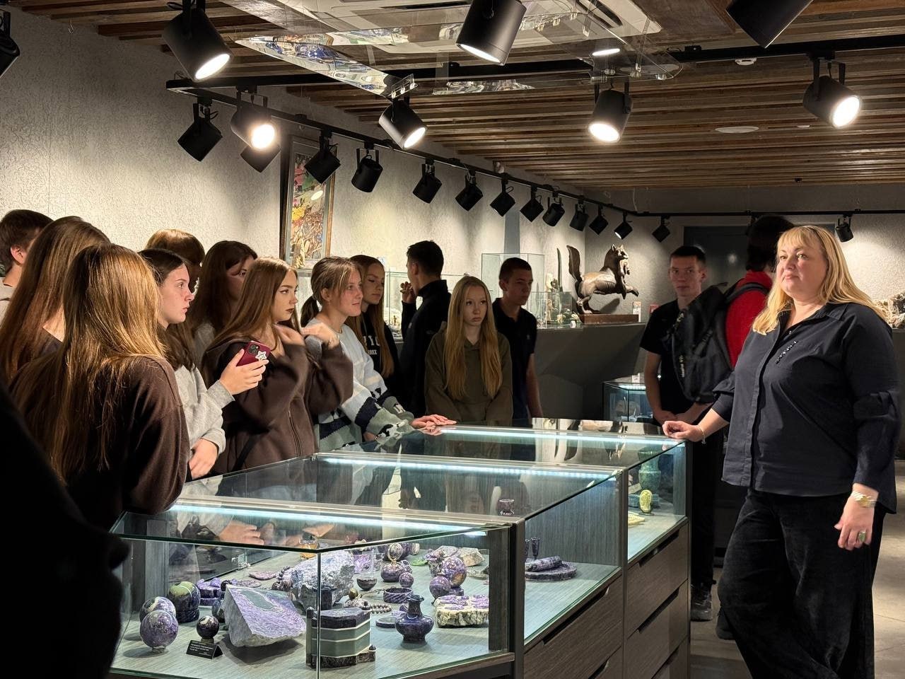 Школьники Иркутска посетили ведущие предприятия города в рамках федерального проекта «Профэкспедиции» Школьники Иркутска посетили ведущие предприятия города в рамках федерального проекта «Профэкспедиции»