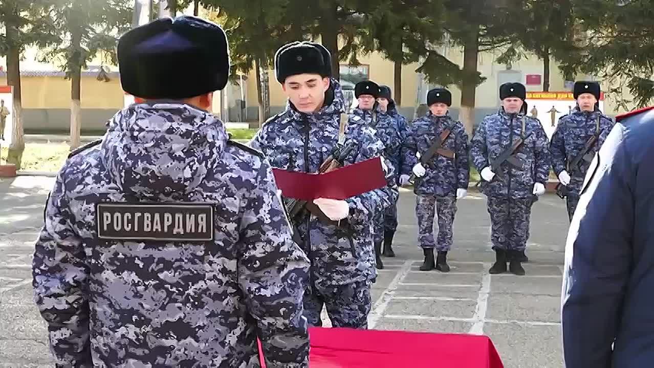 Дали клятву на верность Родине перед лицом товарищей