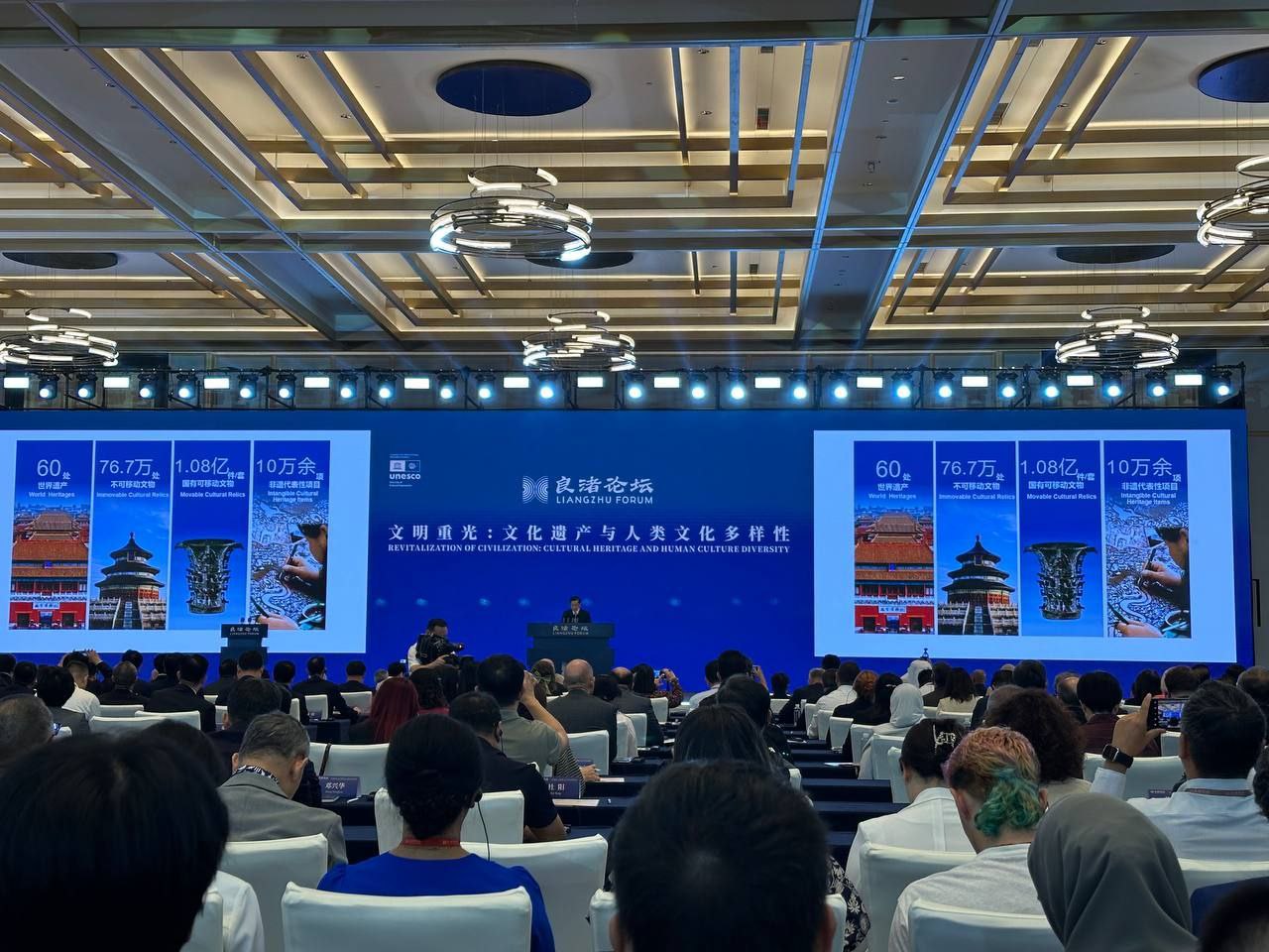 Журналисты Иркутска стали участникам пресс-тура «Путешествие дружбы» в Китае Журналисты Иркутска стали участникам пресс-тура «Путешествие дружбы» в Китае