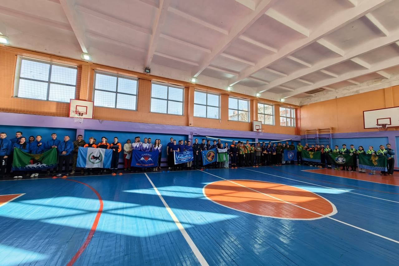 В Приангарье подвели итоги спортивной игры «Юный спасатель» В Приангарье подвели итоги спортивной игры «Юный спасатель»