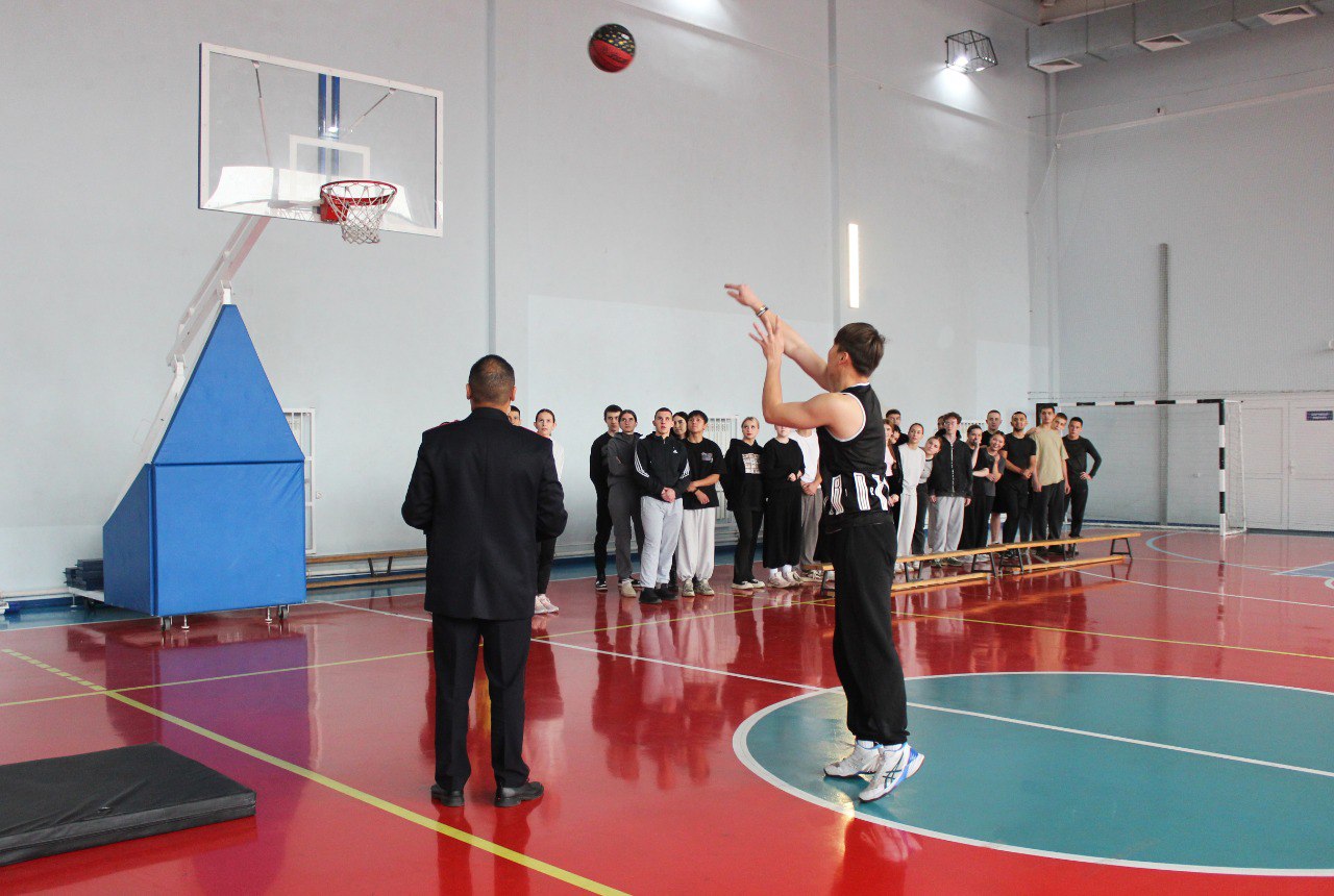 В Иркутске для студентов состоялся конкурс «Я – будущий полицейский» В Иркутске для студентов состоялся конкурс «Я – будущий полицейский»