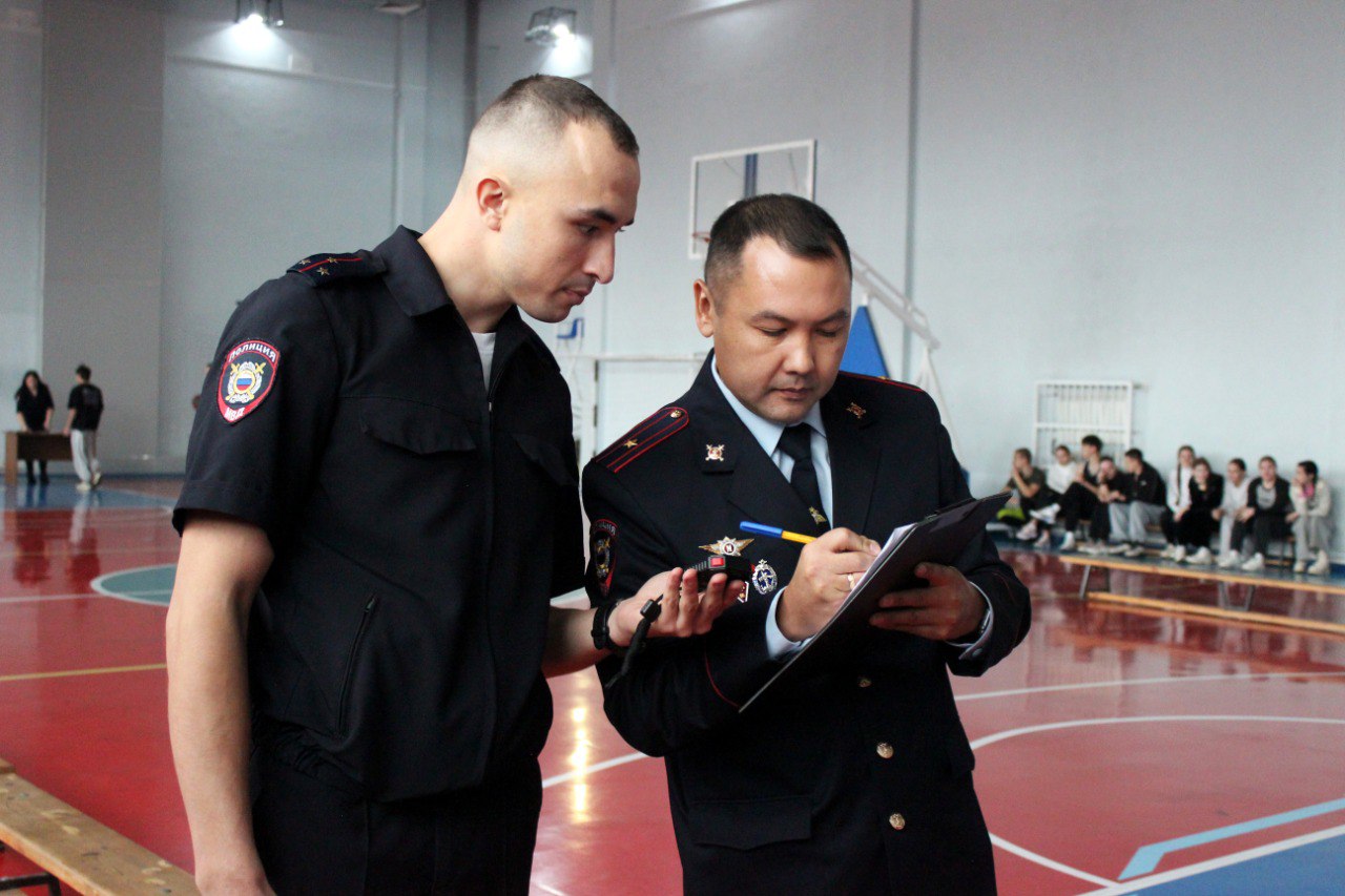 В Иркутске для студентов состоялся конкурс «Я – будущий полицейский» В Иркутске для студентов состоялся конкурс «Я – будущий полицейский»