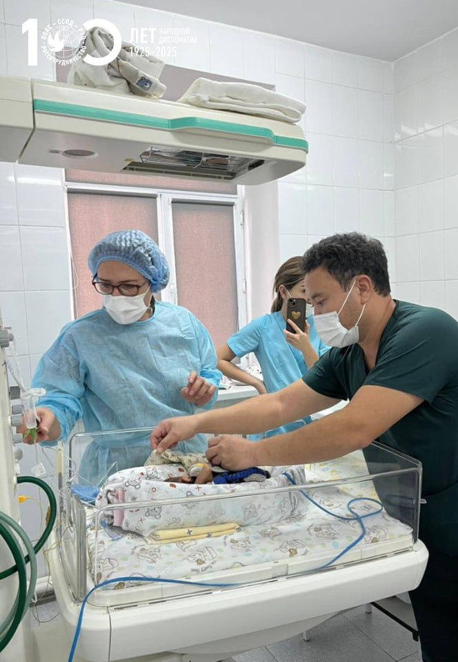 Волонтеры «Миссии Добро» поделились опытом в неонатологии с коллегами из Казахстана Волонтеры «Миссии Добро» поделились опытом в неонатологии с коллегами из Казахстана