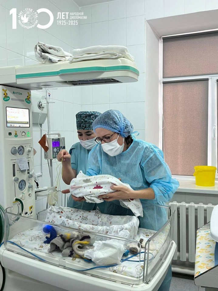 Волонтеры «Миссии Добро» поделились опытом в неонатологии с коллегами из Казахстана Волонтеры «Миссии Добро» поделились опытом в неонатологии с коллегами из Казахстана