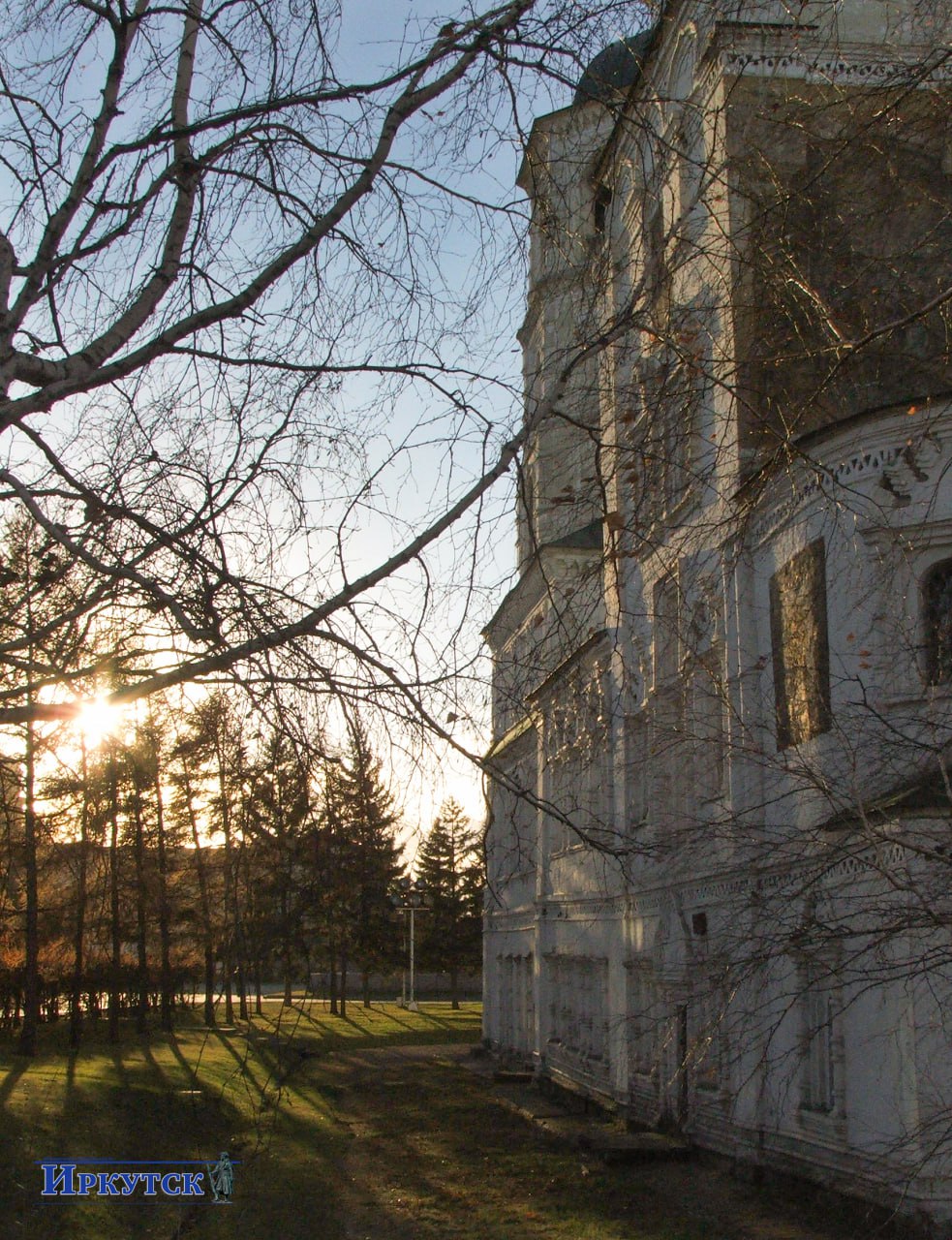 Сегодня ночью в городе все еще будут идти дождь, мокрый снег и снег, температура 0,-2°