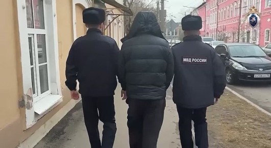 Появились подробности уголовных дел, по которым задержали директора дорожной службы Иркутской области и его сообщников