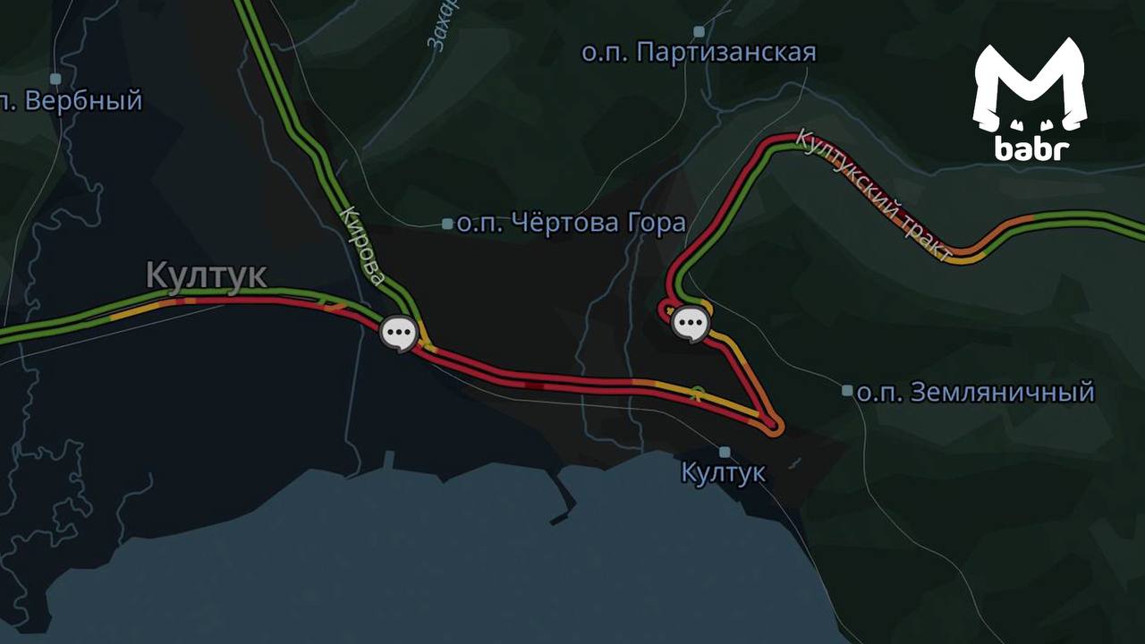 Многотонную трубу потерял грузовик на байкальском серпантине и полностью перекрыл движение Многотонную трубу потерял грузовик на байкальском серпантине и полностью перекрыл движение