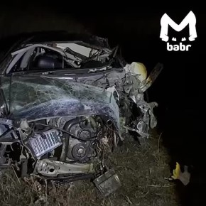 Водитель легковушки погиб после столкновения с фурой в Иркутской области