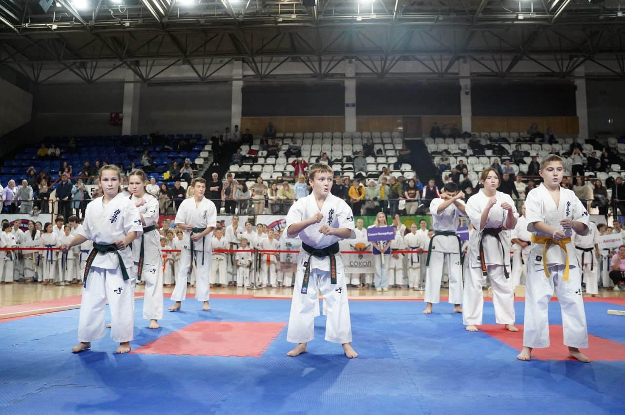 Более 200 спортсменов России приняли участие в соревнованиях по киокусинкай каратэ в Иркутске Более 200 спортсменов России приняли участие в соревнованиях по киокусинкай каратэ в Иркутске