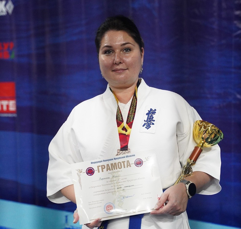 Более 200 спортсменов России приняли участие в соревнованиях по киокусинкай каратэ в Иркутске Более 200 спортсменов России приняли участие в соревнованиях по киокусинкай каратэ в Иркутске