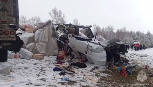 Два водителя большегрузов погибли в ДТП на трассе Р-255 «Сибирь» в Куйтунском районе