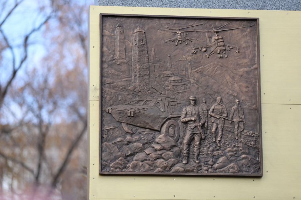 Мемориальный комплекс «Аллея Памяти» открыли в Иркутске Мемориальный комплекс «Аллея Памяти» открыли в Иркутске