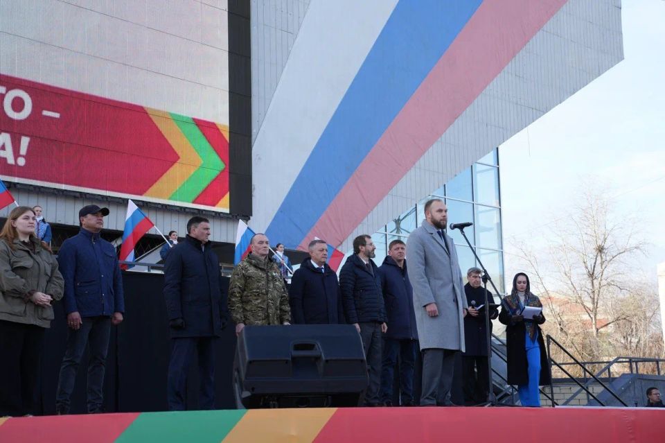 Игорь Кобзев: Нас объединяет чувство гордости за нашу Родину Игорь Кобзев: Нас объединяет чувство гордости за нашу Родину