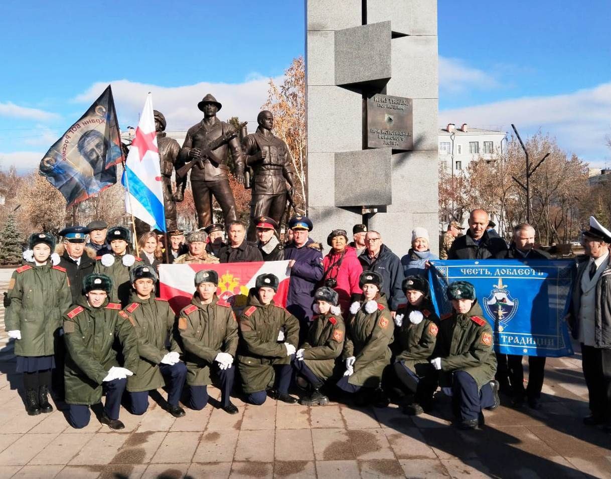Ветераны и сотрудники транспортной полиции приняли участие в митинге, посвящённом открытию мемориального комплекса «Аллея Памяти» Ветераны и сотрудники транспортной полиции приняли участие в митинге, посвящённом открытию мемориального комплекса «Аллея Памяти»