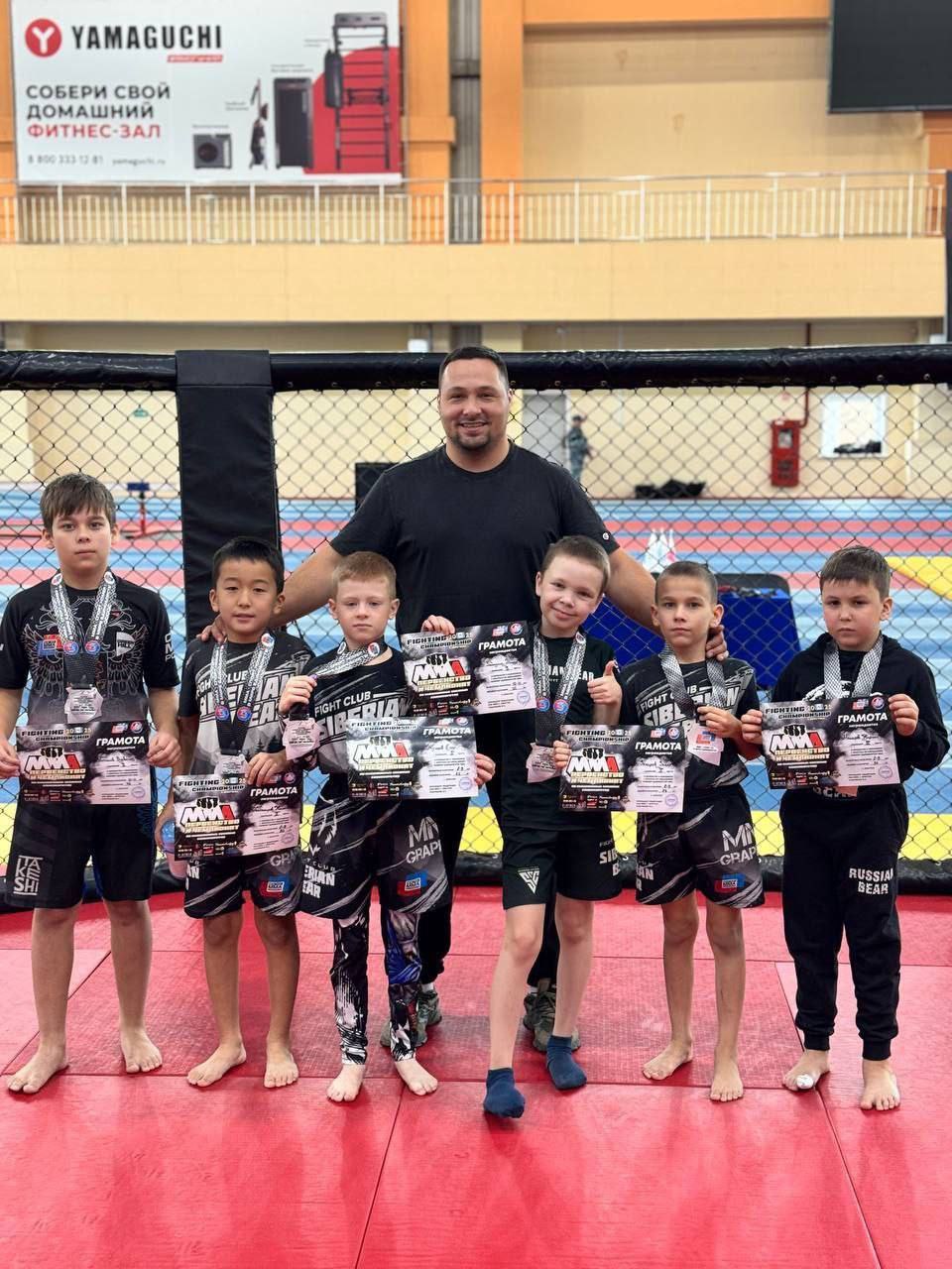 Спортивные выходные: иркутяне сражались в карате и шахматах Спортивные выходные: иркутяне сражались в карате и шахматах