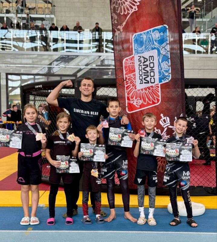 Спортивные выходные: иркутяне сражались в карате и шахматах Спортивные выходные: иркутяне сражались в карате и шахматах