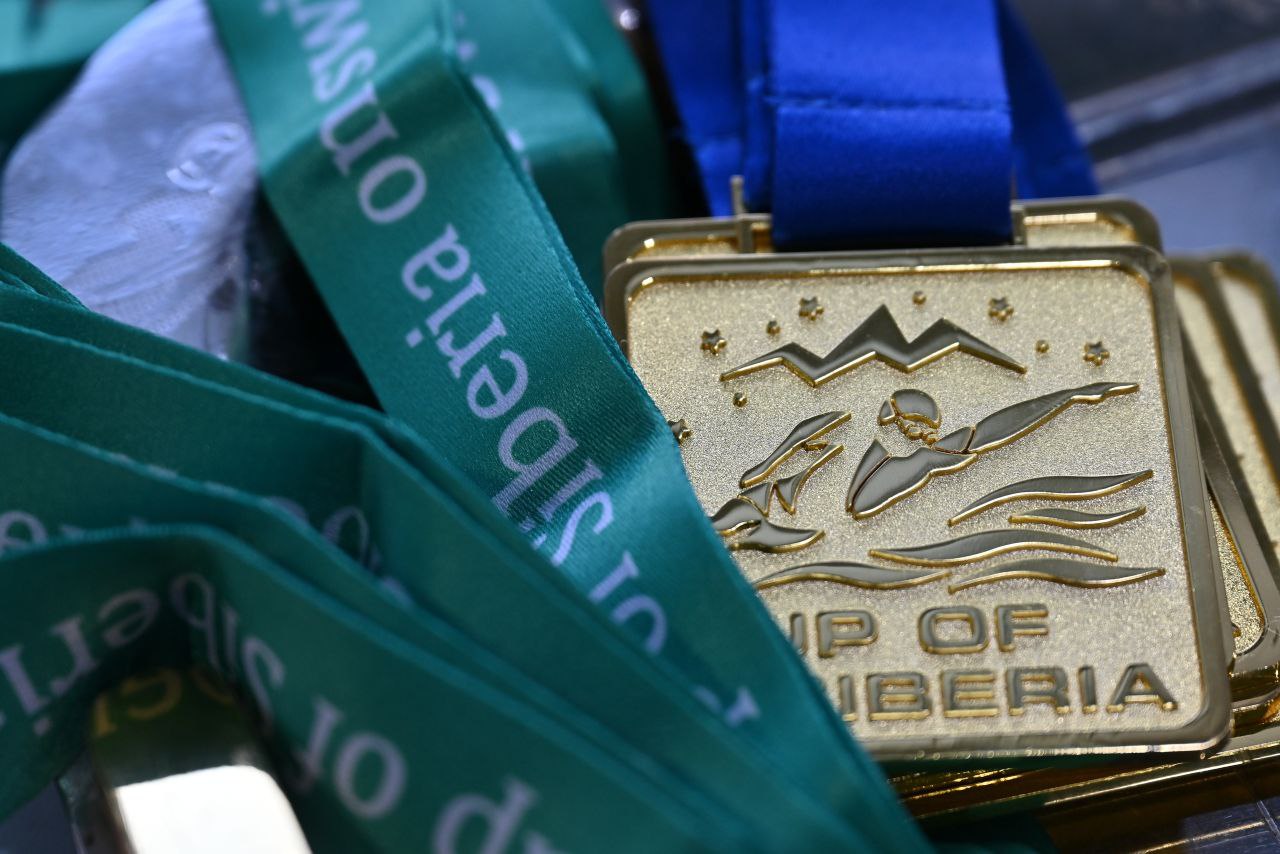 Спортсмены Приангарья стали победителями и призерами второго этапа межрегиональных соревнований по плаванию «Кубок Сибири», которые с 28 по 30 октября проходили в Барнауле Спортсмены Приангарья стали победителями и призерами второго этапа межрегиональных соревнований по плаванию «Кубок Сибири», которые с 28 по 30 октября проходили в Барнауле