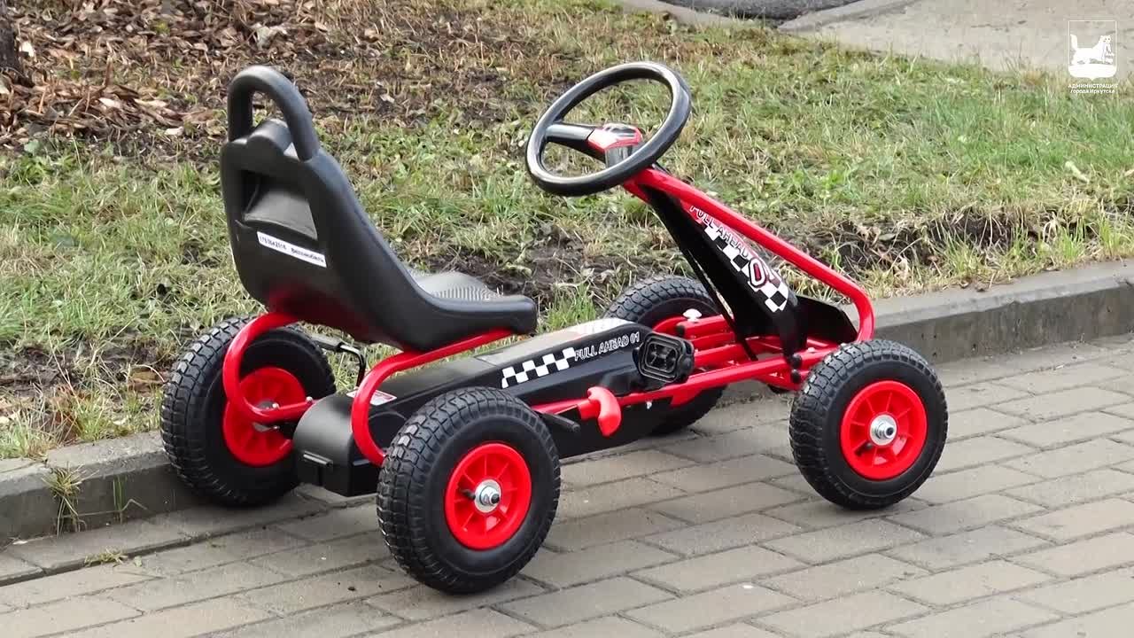 Руслан Болотов: Автогородки для изучения основ безопасности на дороге и в транспорте появились в детских садах № 176, 123, 179, 162 и 58 в Свердловском округе