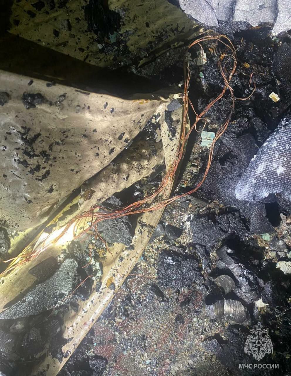 Юноша спас женщину на пожаре в Иркутской области Юноша спас женщину на пожаре в Иркутской области