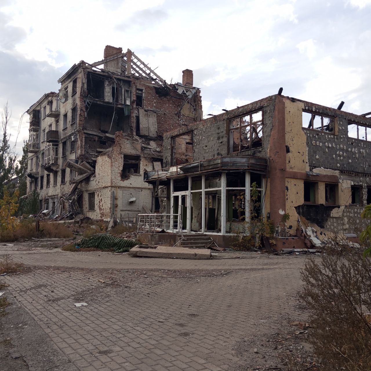 Фронтовые заметки. Бахмут. В Бахмут мы прибыли ранним солнечным утром Фронтовые заметки. Бахмут. В Бахмут мы прибыли ранним солнечным утром