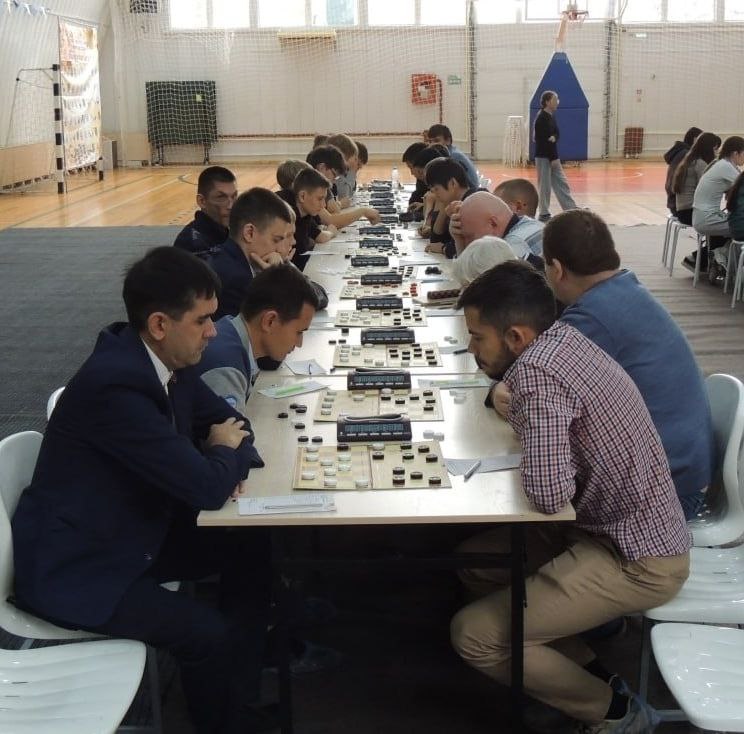 Спортсмены Прибайкалья завоевали 32 медали на всероссийском турнире по русским шашкам «Ангарская осень», который с 29 октября по 2 ноября проходил в Ангарском городском округе Спортсмены Прибайкалья завоевали 32 медали на всероссийском турнире по русским шашкам «Ангарская осень», который с 29 октября по 2 ноября проходил в Ангарском городском округе