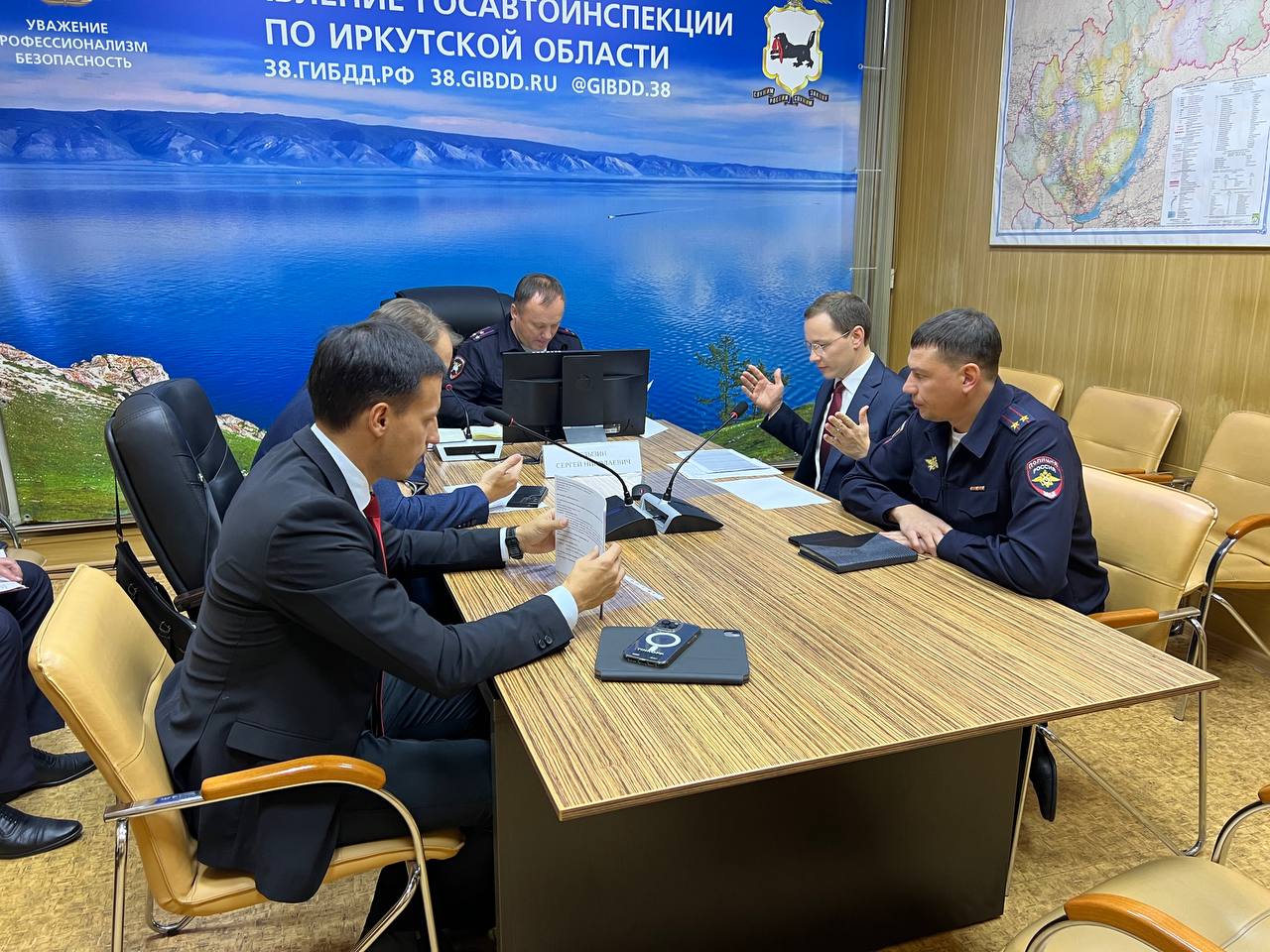 В региональной Госавтоинспекции провели межведомственное совещание по готовности владельцев дорог к зимнему периоду